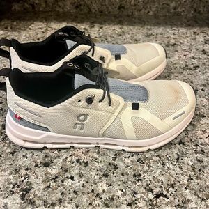 Big Boys On cloud shoes size 4.5